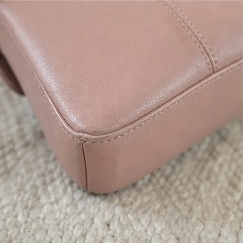 Gucci Medium White Calfskin Purse with Gold Tone Chain